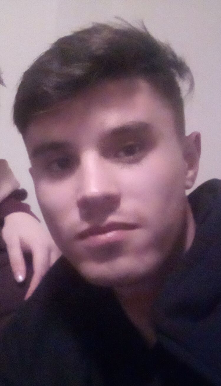  32835884  , 28 ,    