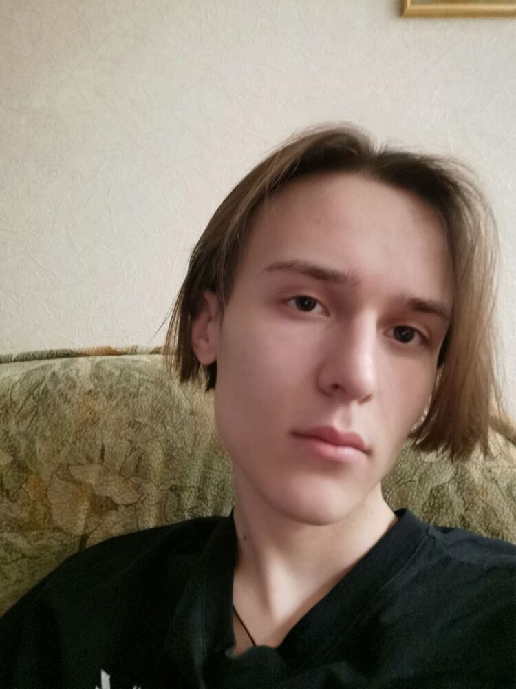  35201594  Urduck, 20 ,    