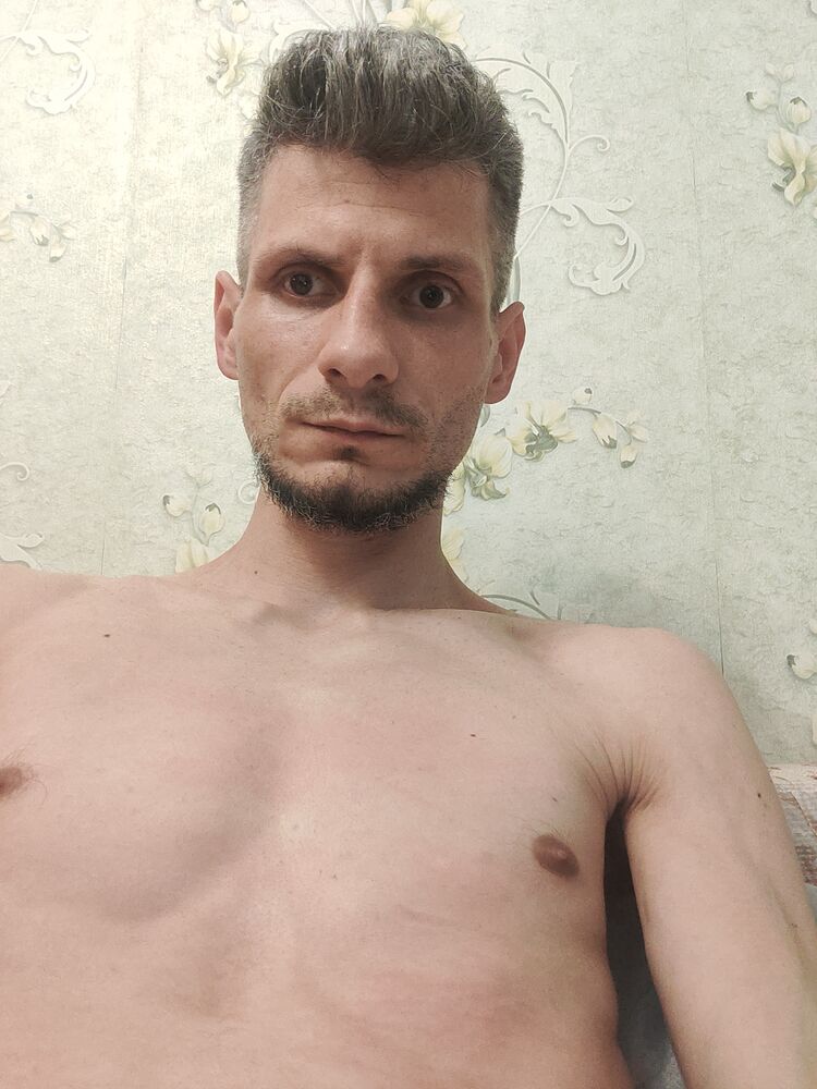  -,   Dmitrii, 40 ,   ,   , c 