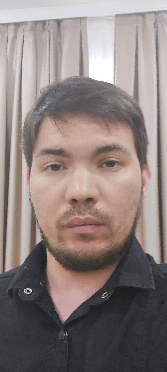  43316084  Alejandro, 33 ,    