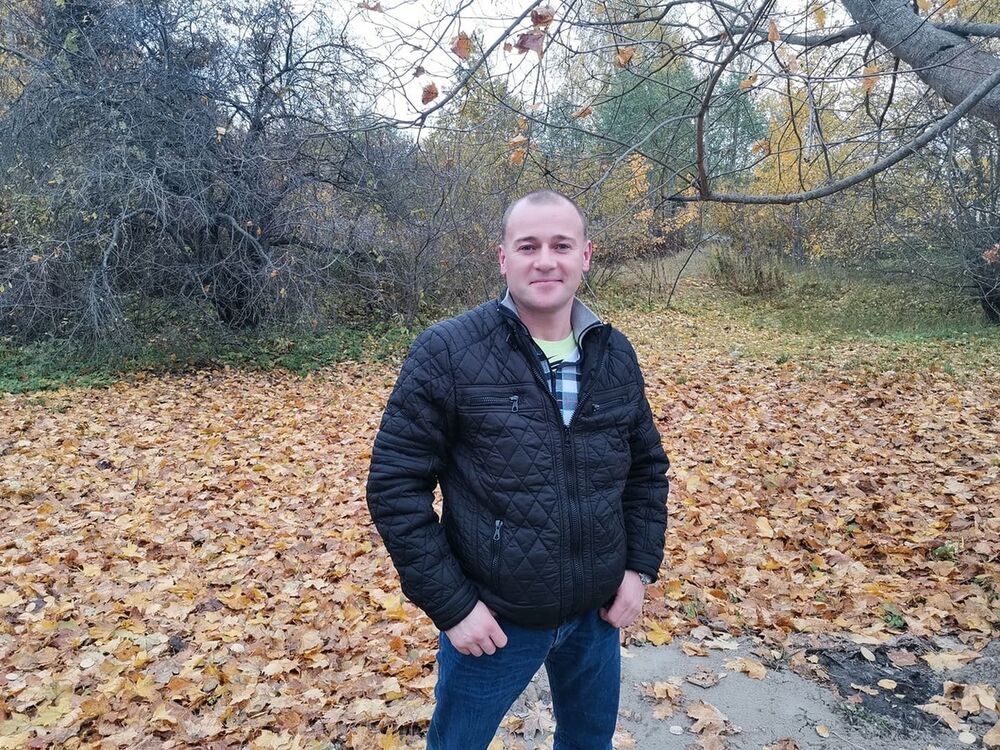  17963964  Anatolij, 41 ,    