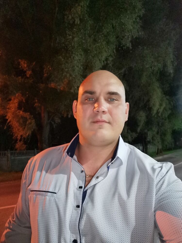  21046894  , 40 ,    
