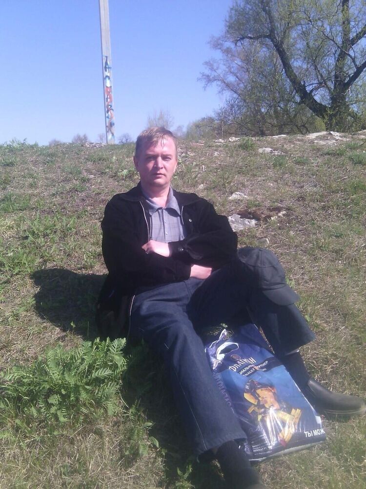  21124444  Andrei, 46 ,    