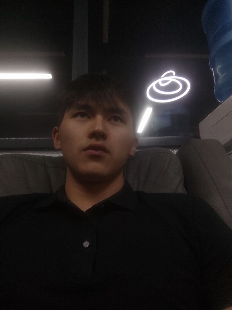  53875464  Bskdhdb, 21 ,    