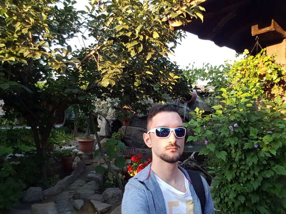  13711544  Maksim, 28 ,    