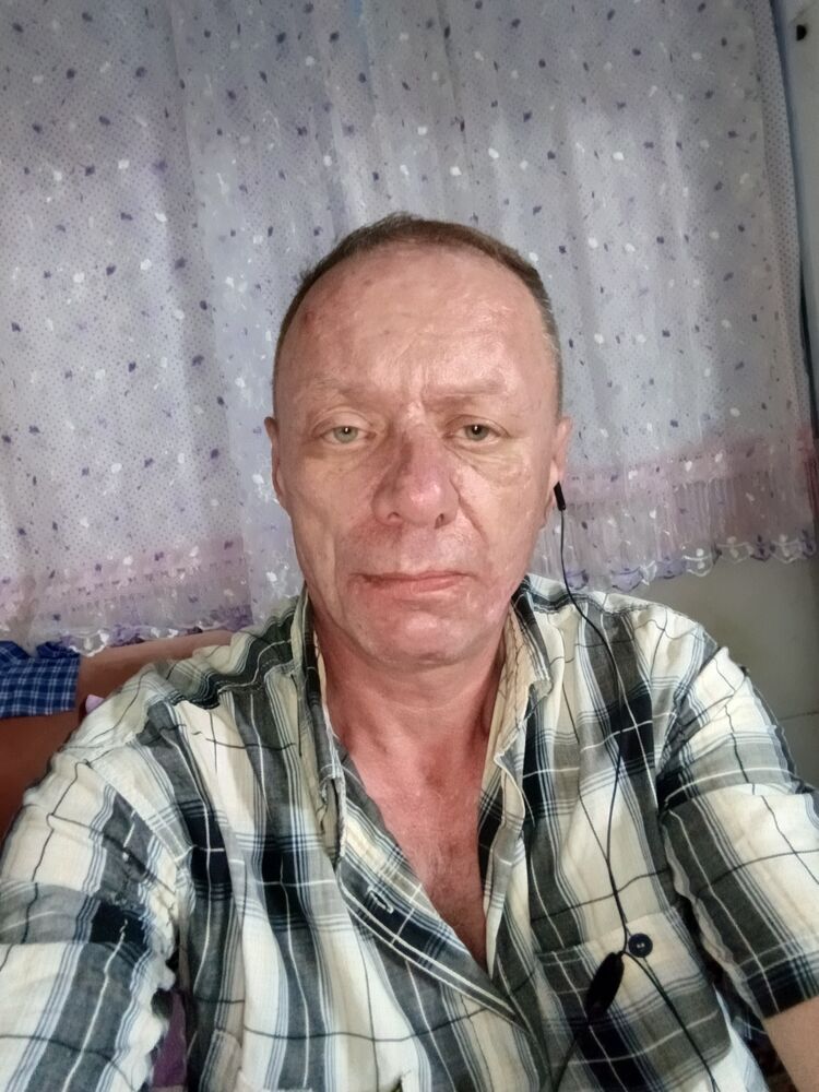  44040964  , 53 ,    