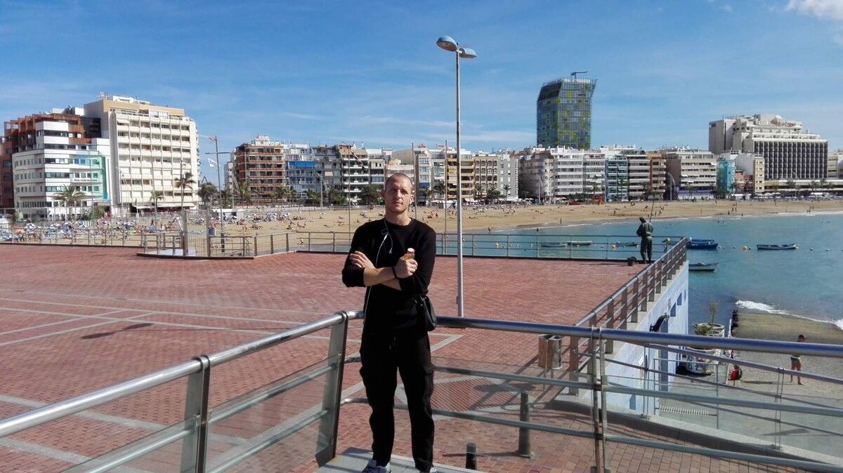  7870484  Vitaly, 40 ,    