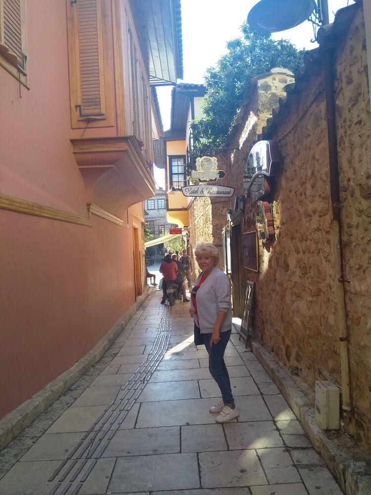  25136584  , 57 ,    -