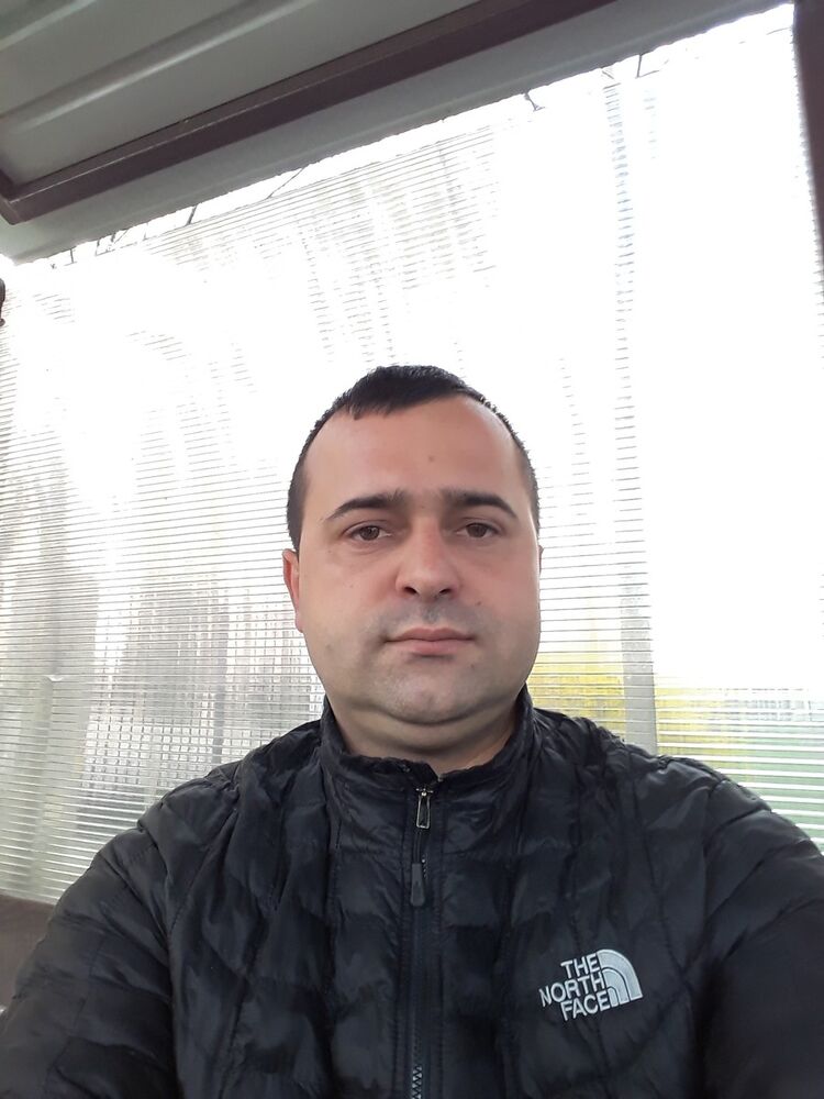  ,   Stanislav, 39 ,   ,   , c 