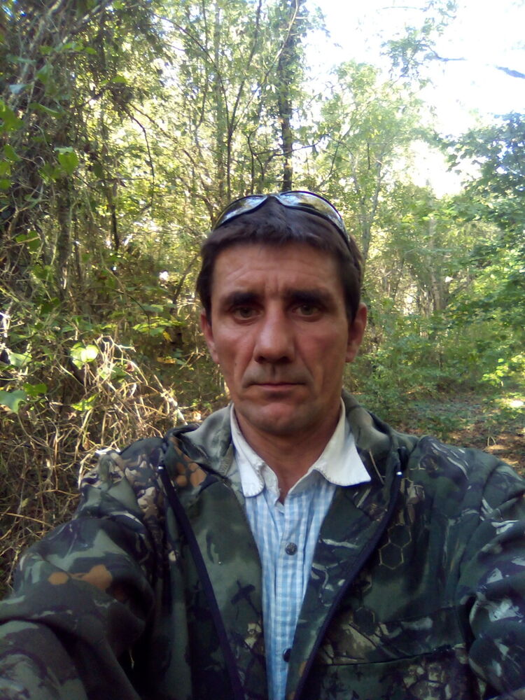  ,   Slavik, 44 ,   ,   , c 