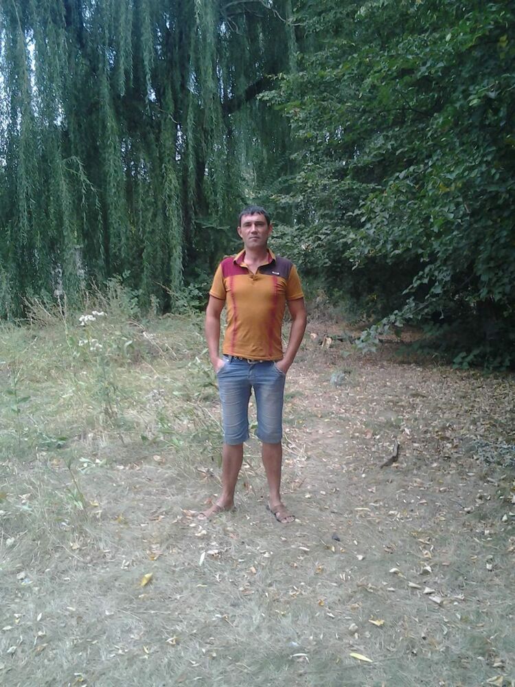  38641544  Alexander, 47 ,    