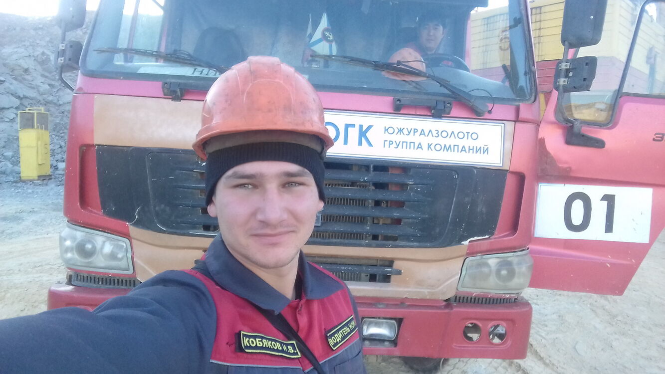  33085904  , 30 ,    