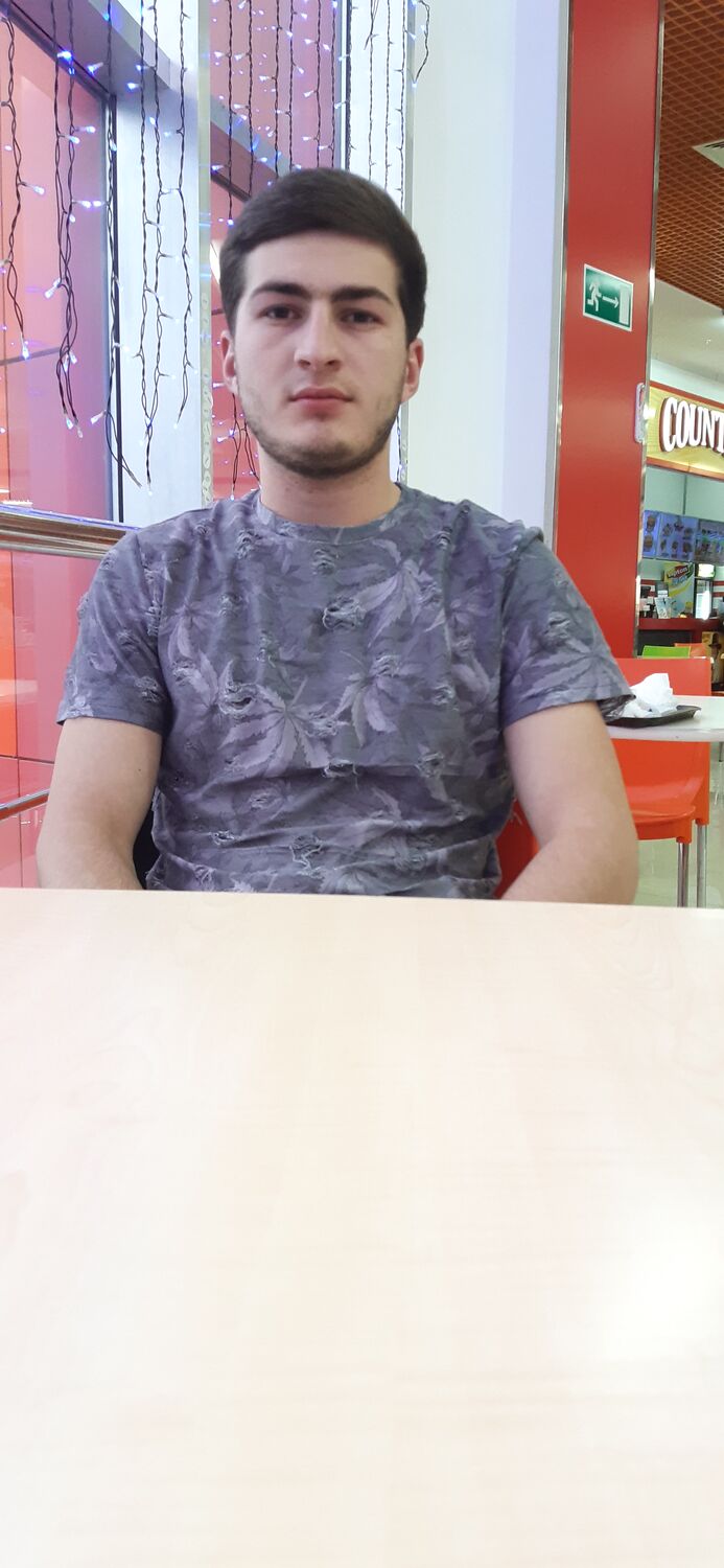  24226124  Muhamed, 30 ,    