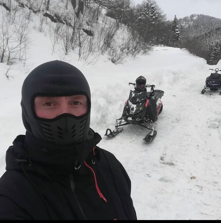  28018754  , 40 ,    -