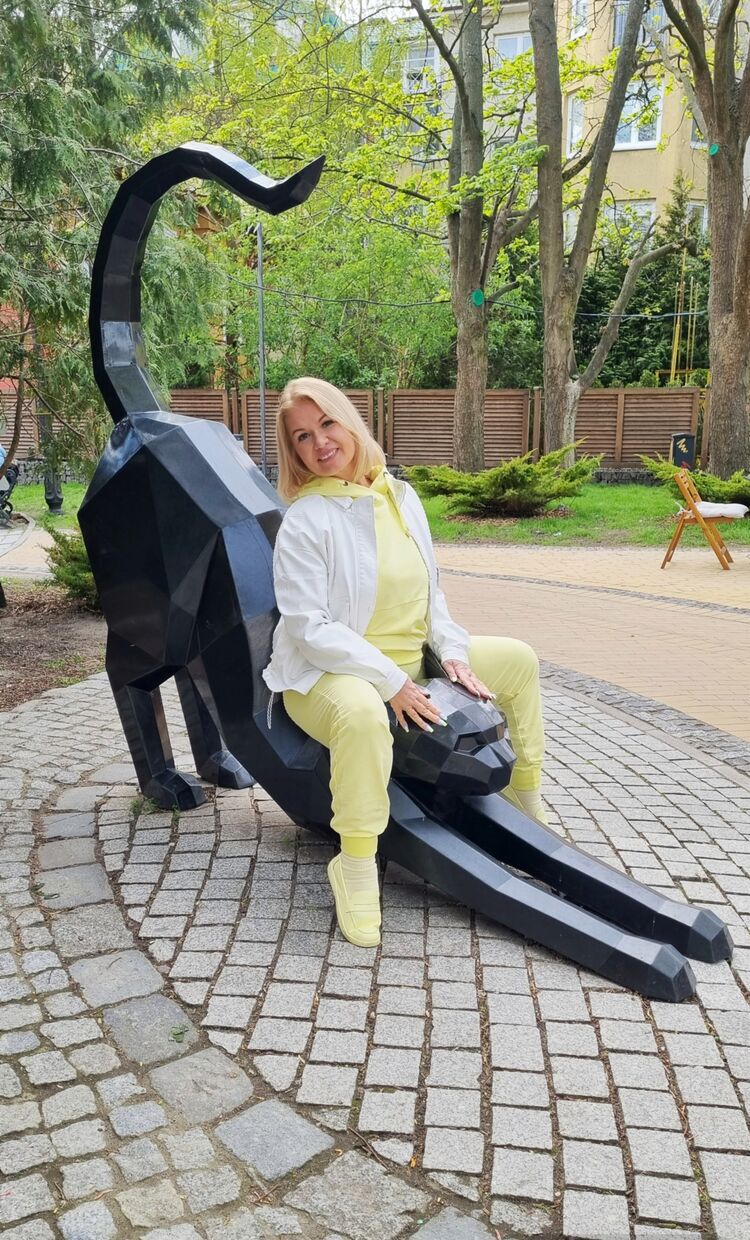  53579224  , 42 ,    -