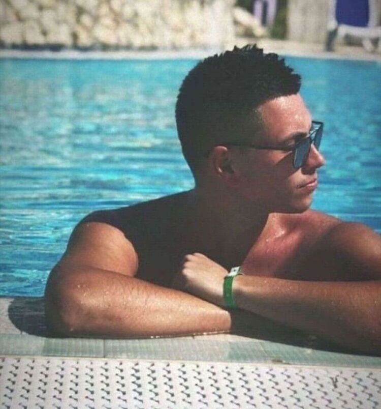  54022064  SpOrtIkK, 33 ,    