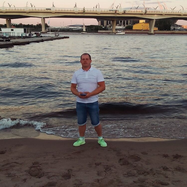  44665024  , 31 ,    -