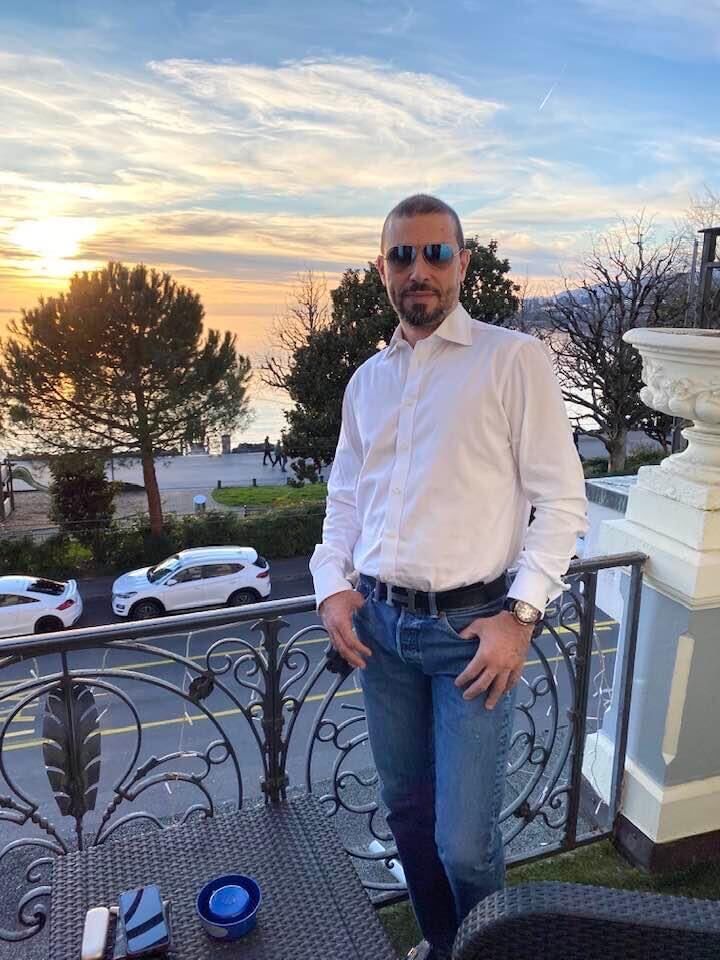  Geneve,   , 48 ,   ,   , c 