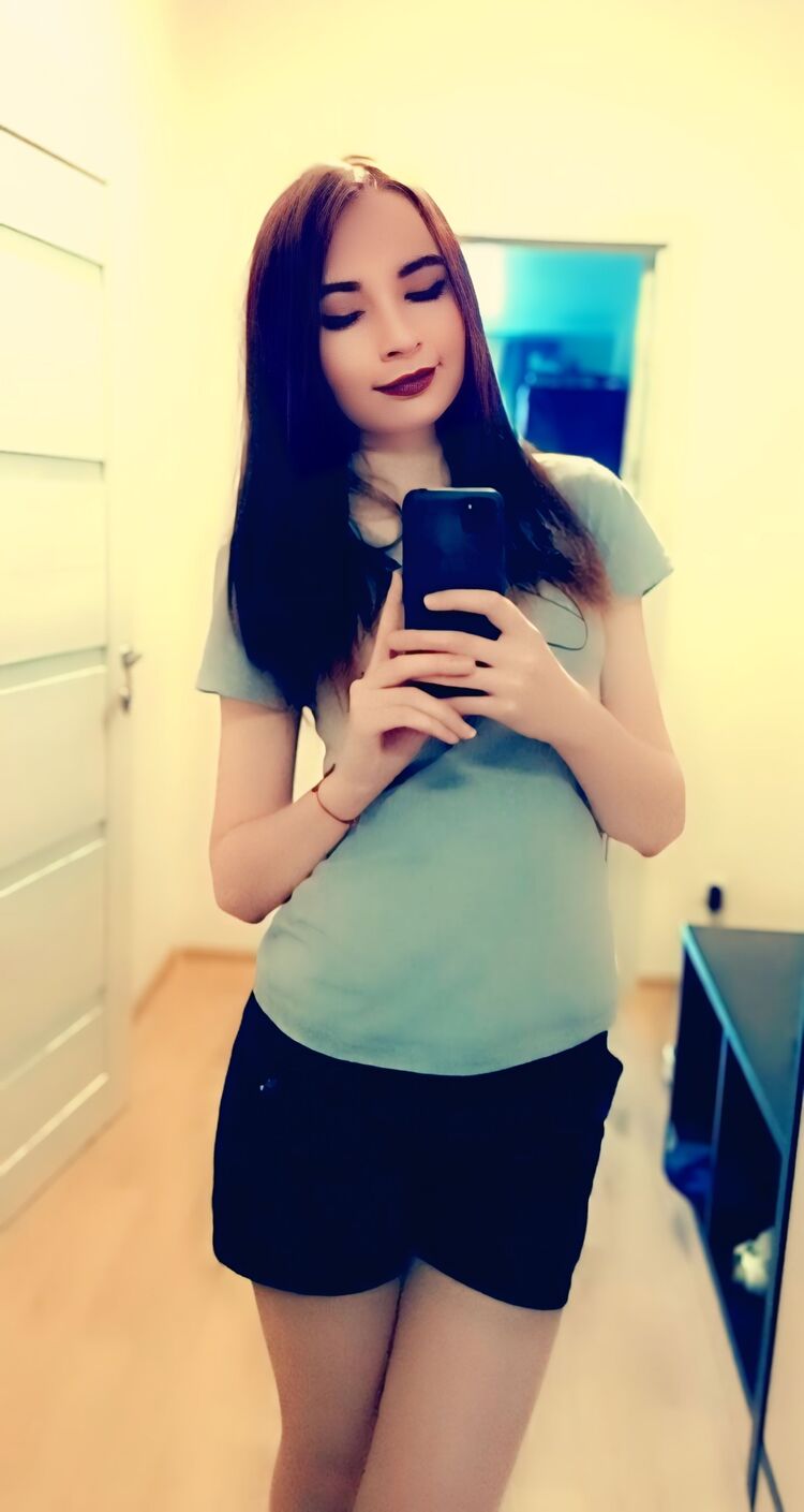  ,   Evgenia, 28 ,   