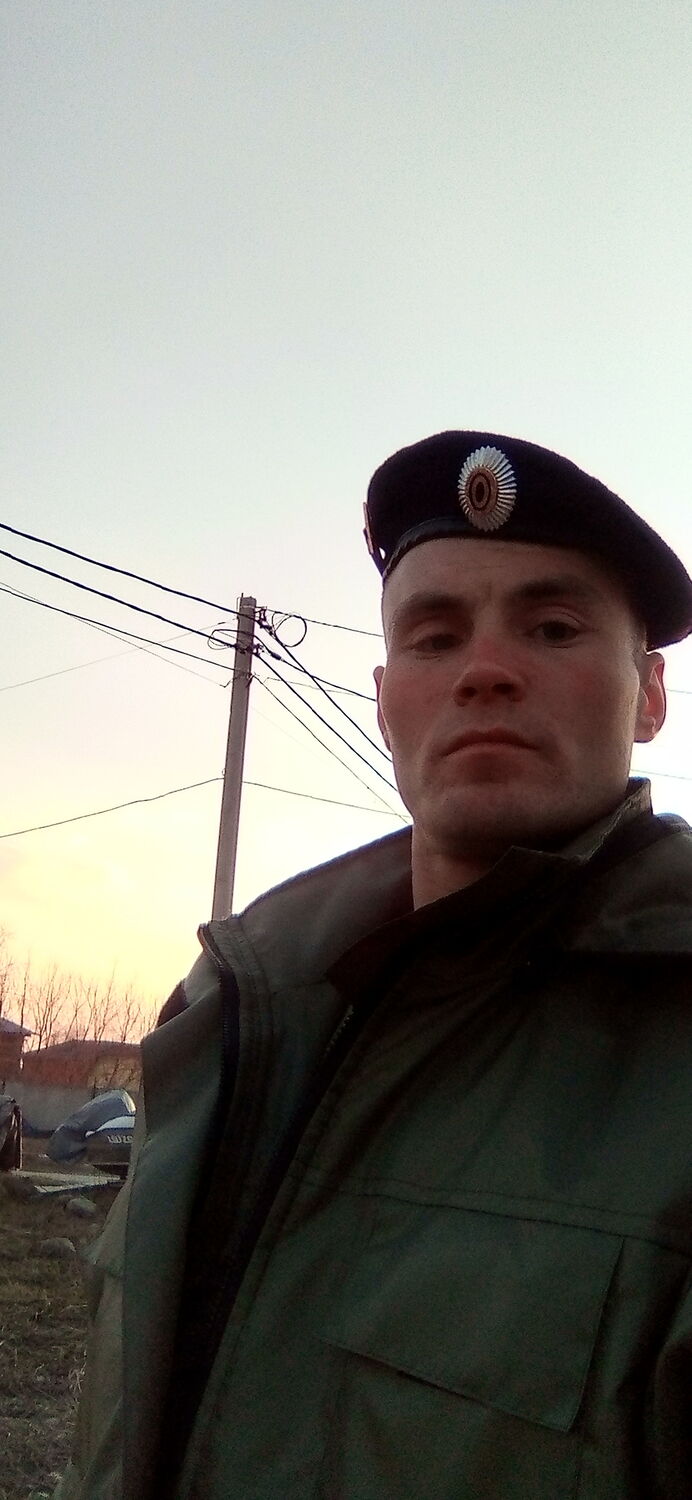  22818364  , 34 ,    