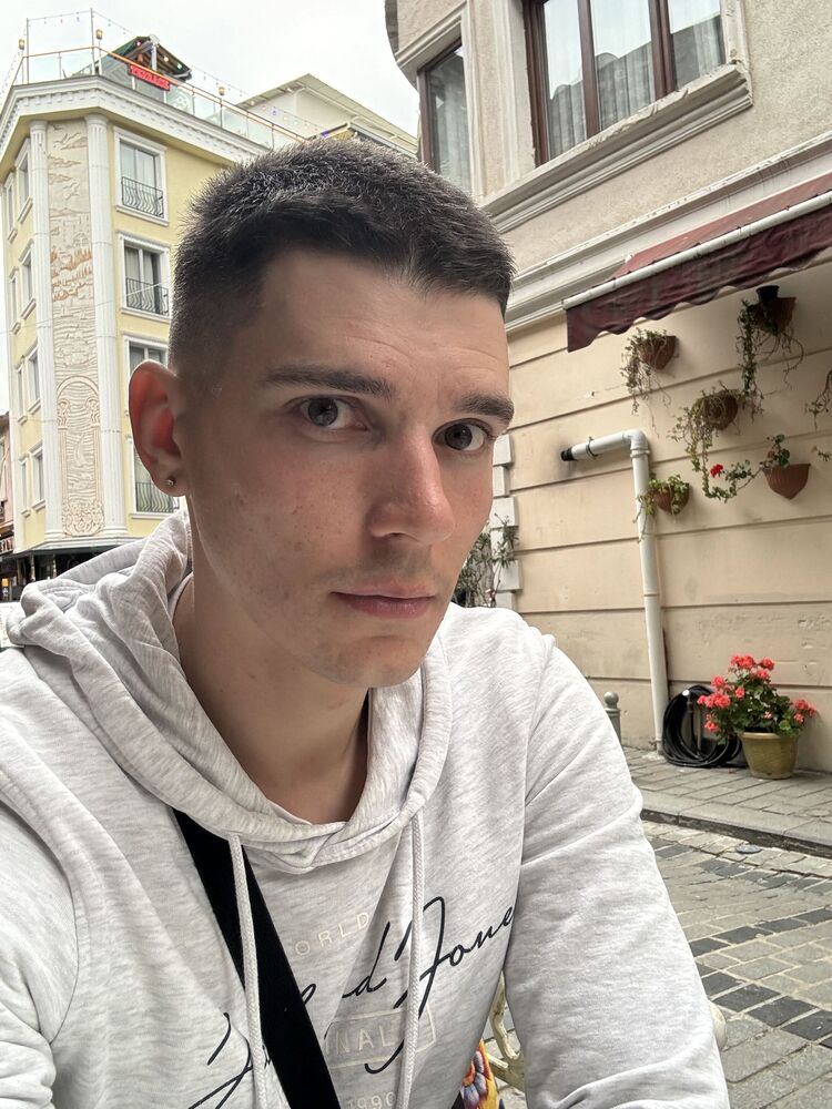 ,   Vadzim, 26 ,   ,   