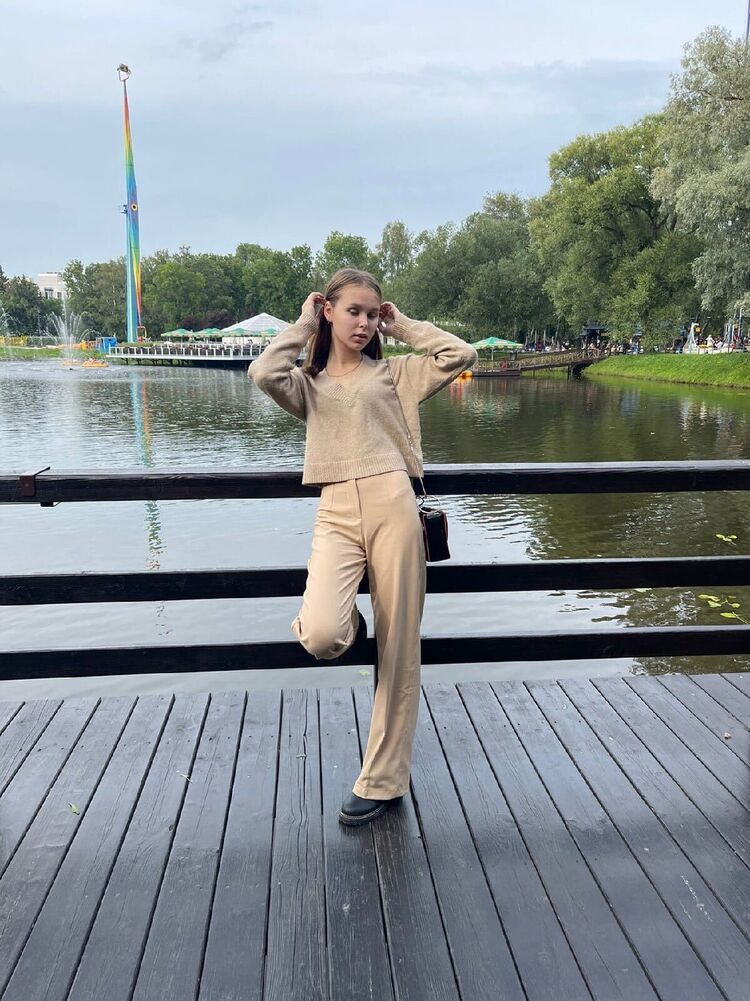  23726964  , 27 ,    -