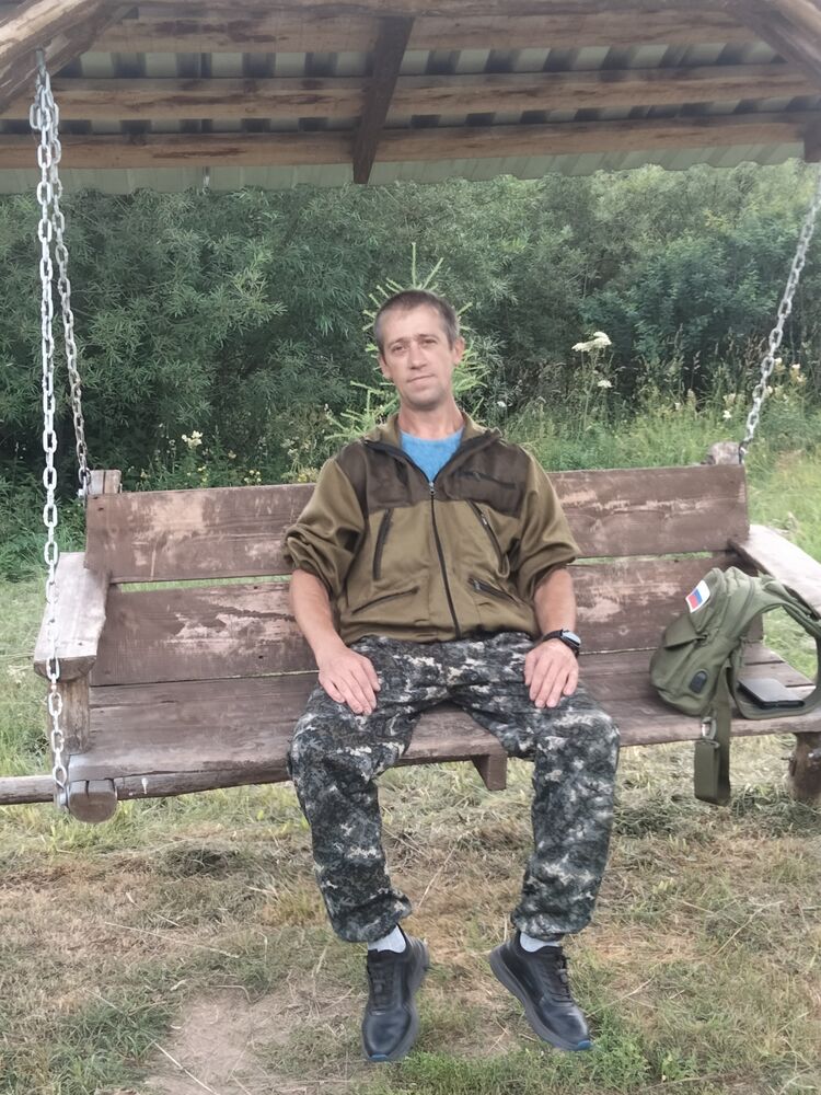  37161954  , 46 ,    