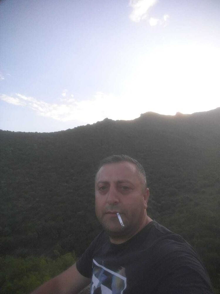  36272694  Rauf, 44 ,    