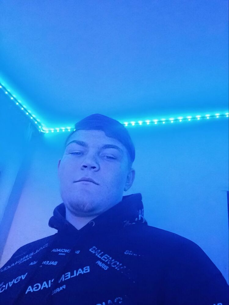  46743764  , 19 ,    