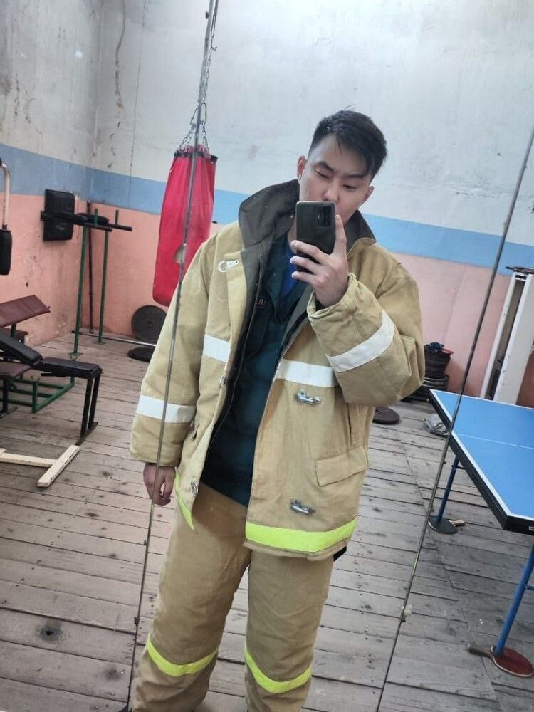  34987744  Aleksey, 28 ,    