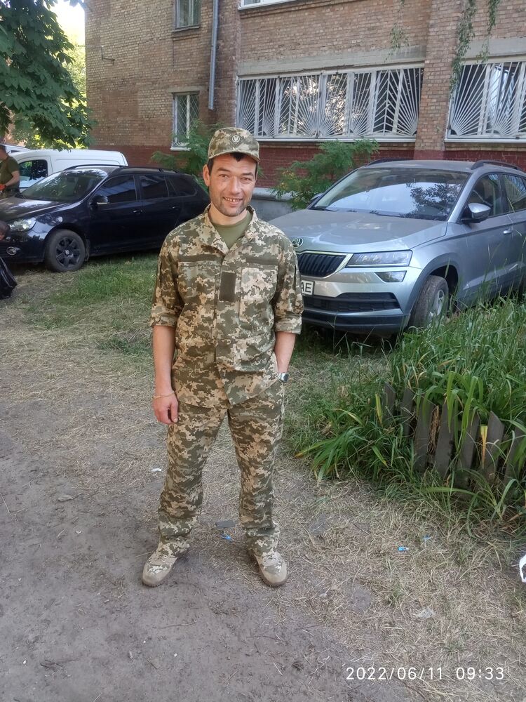  ,   Pasha, 40 ,   ,   