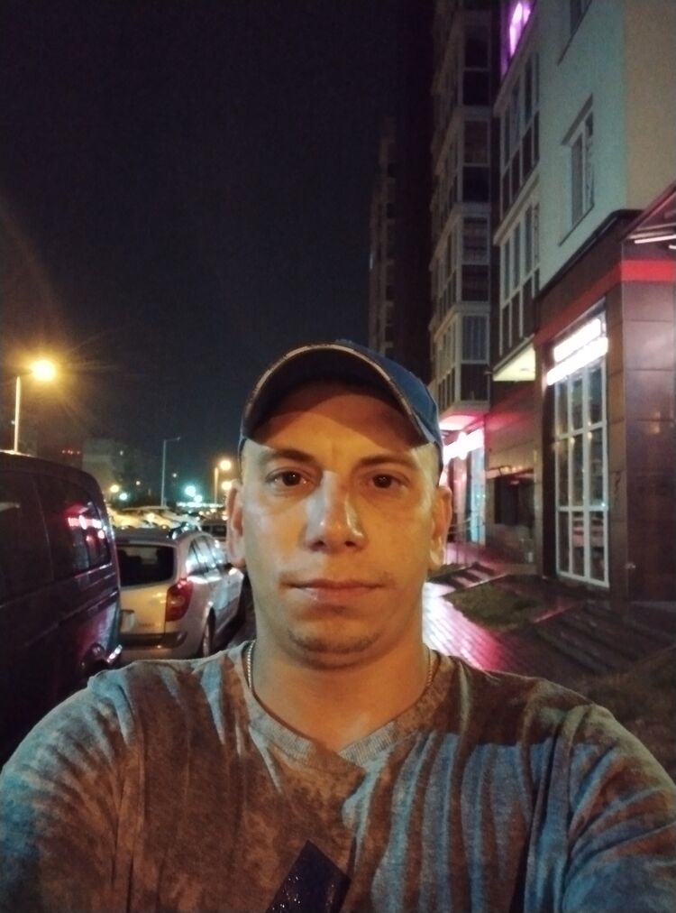  28648184  , 40 ,    