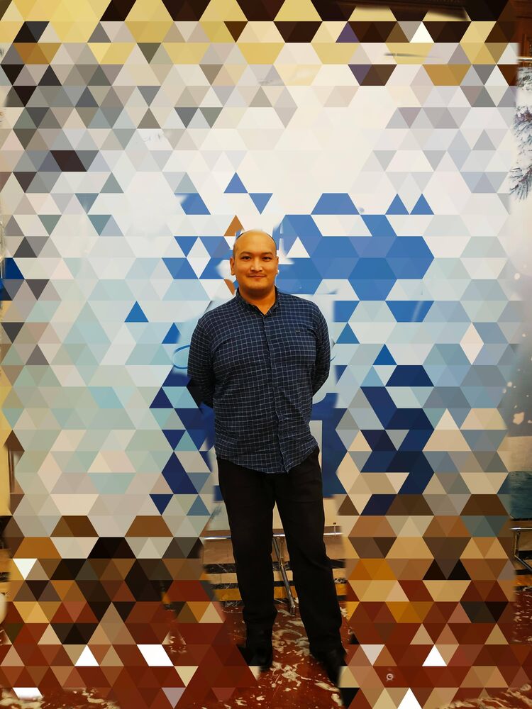  53047624  Bola, 37 ,    