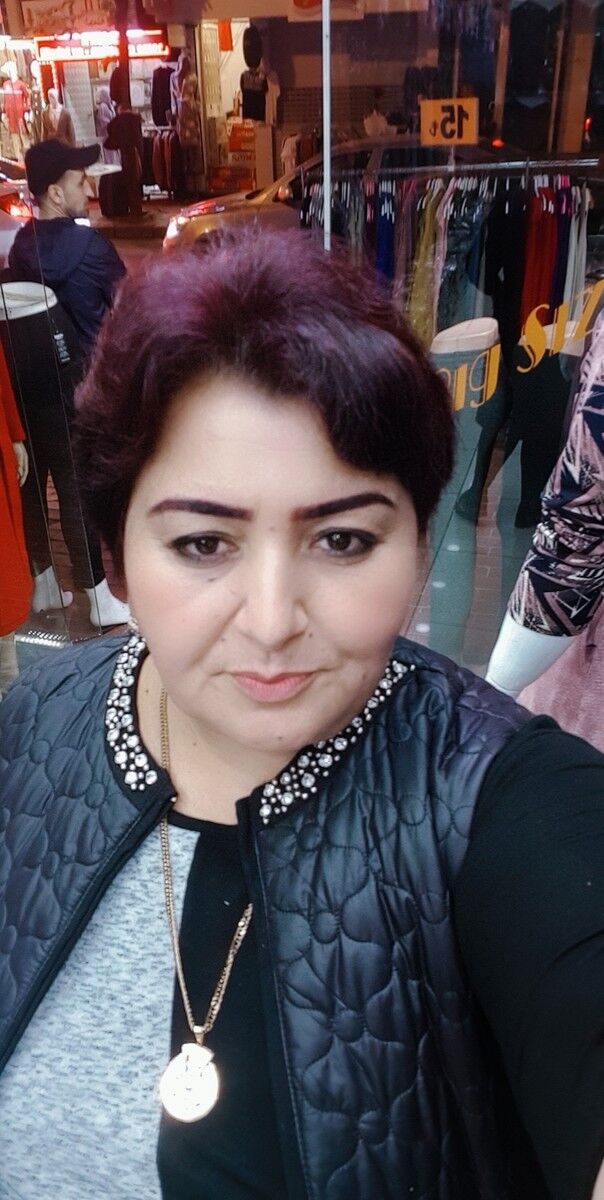  ,   Malika, 52 ,   ,   , c 
