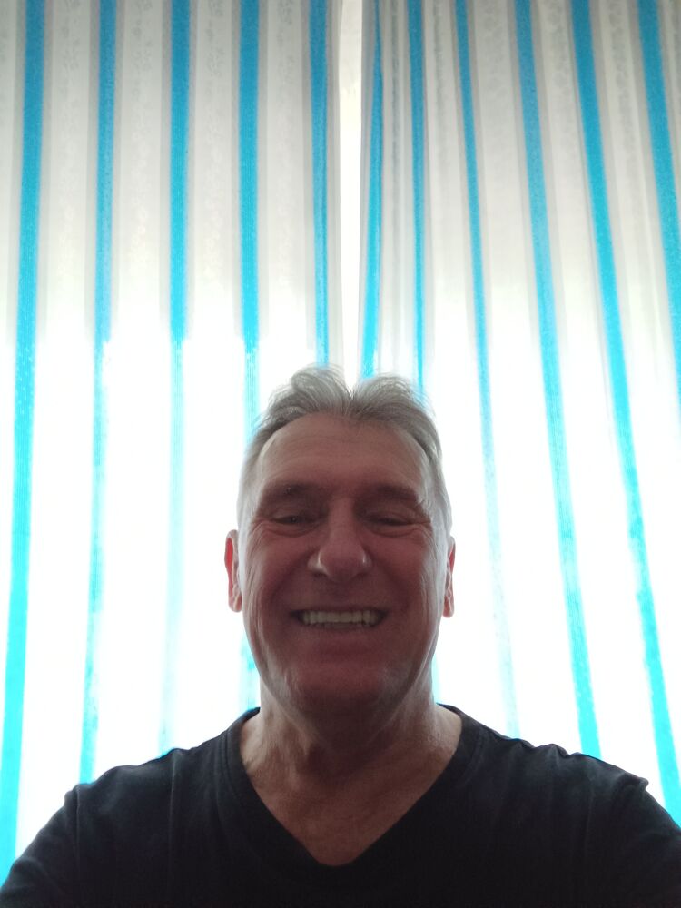  53086934  Pavik, 56 ,    