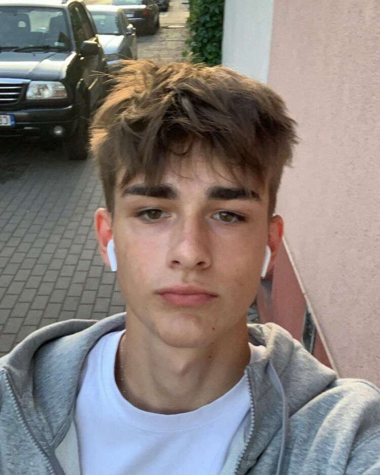 ���� 55489484 ����� �����, 18 ���, ���� ���������� � ������