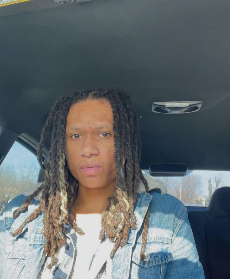  47579444  , 23 ,    