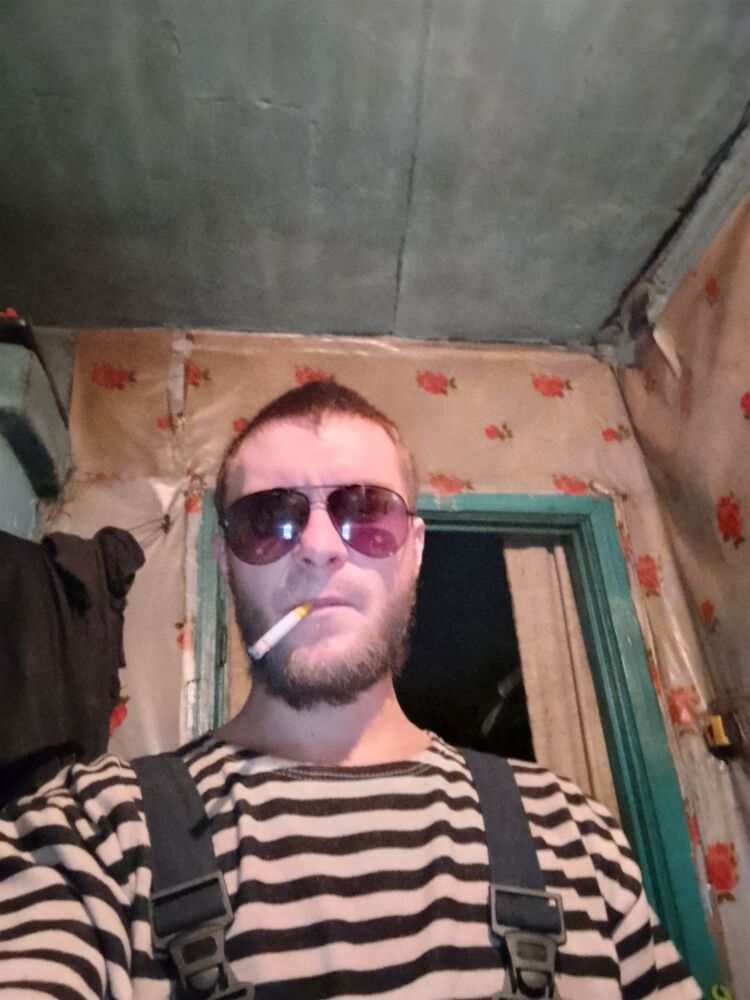  49230854  , 27 ,    