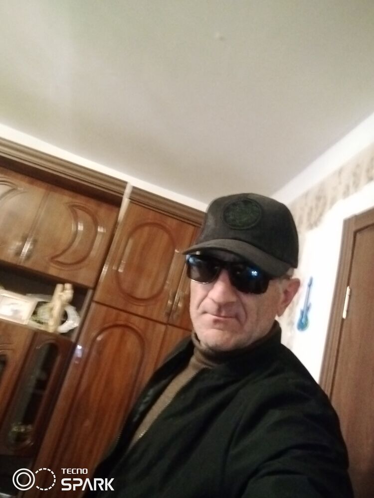  26077034  , 51 ,    