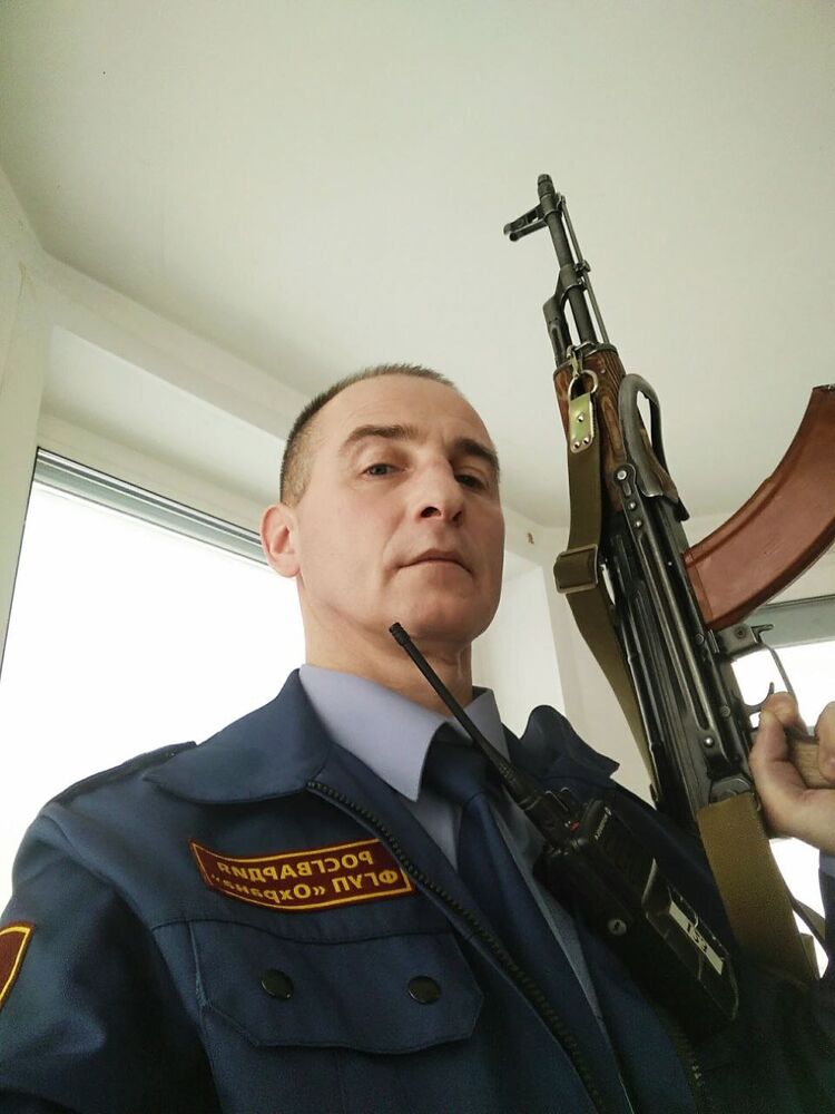  44112874  , 48 ,    