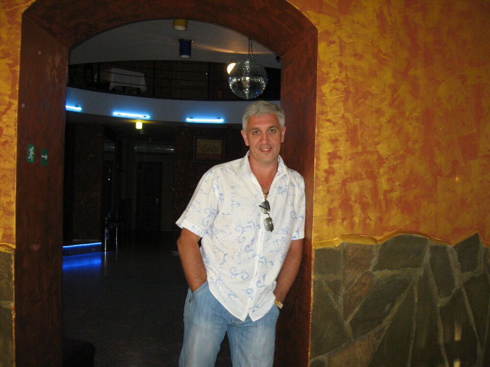  -,   Leo, 63 ,   c 