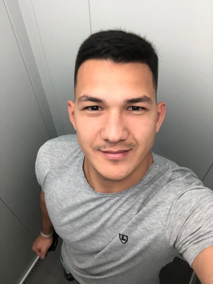  52781614  , 29 ,    