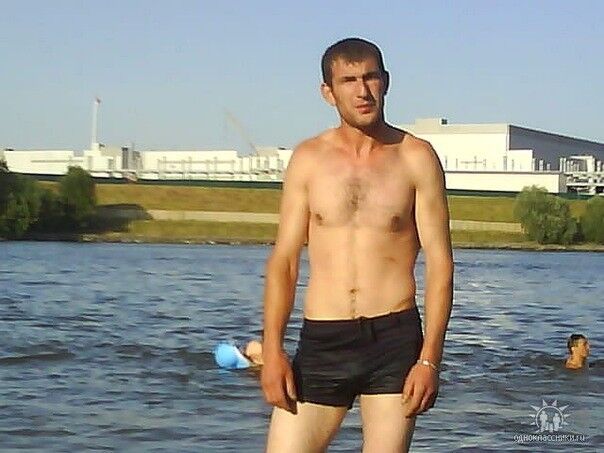  5758254  Artem, 39 ,    