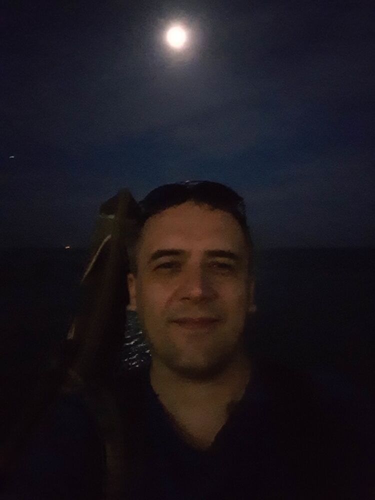  ,   Serge, 49 ,   ,   , c 