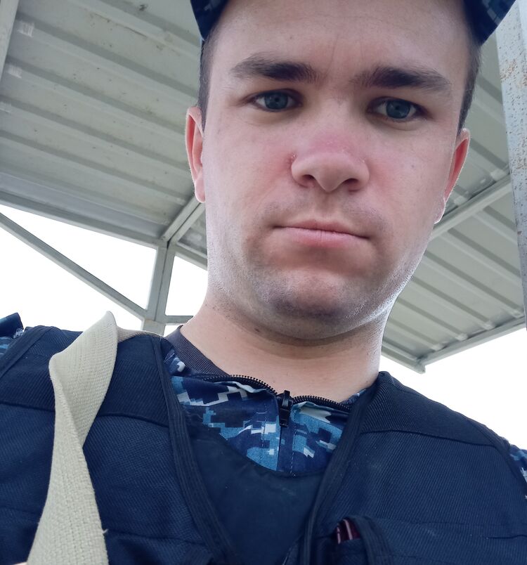  ,   Andrey, 27 ,  