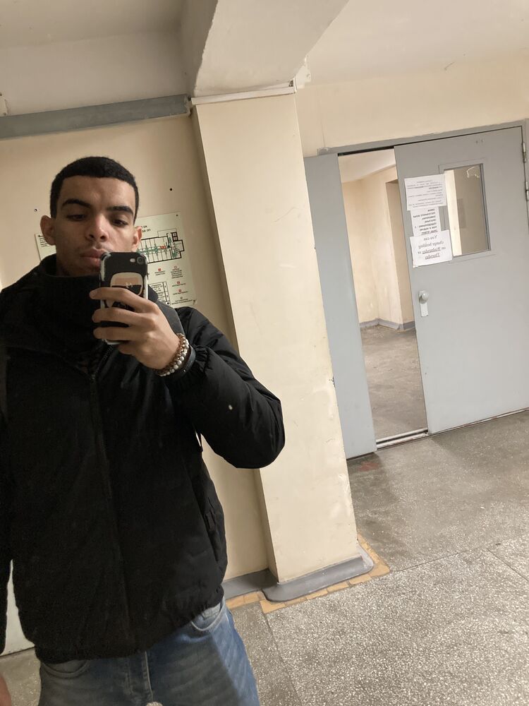  47628524  , 20 ,    