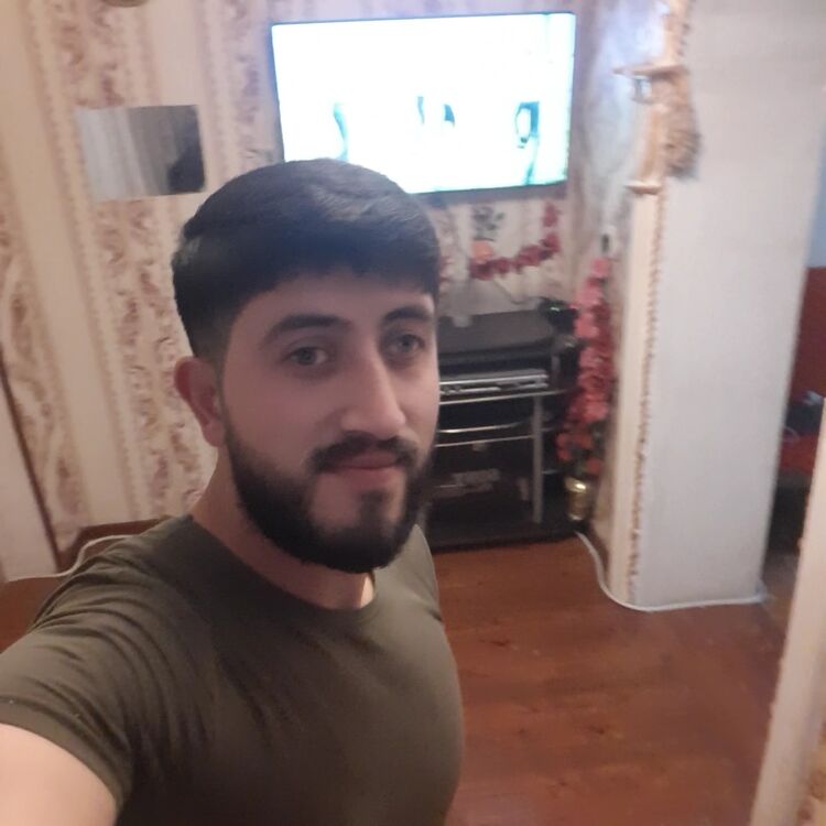  22636054  Bosss, 33 ,    