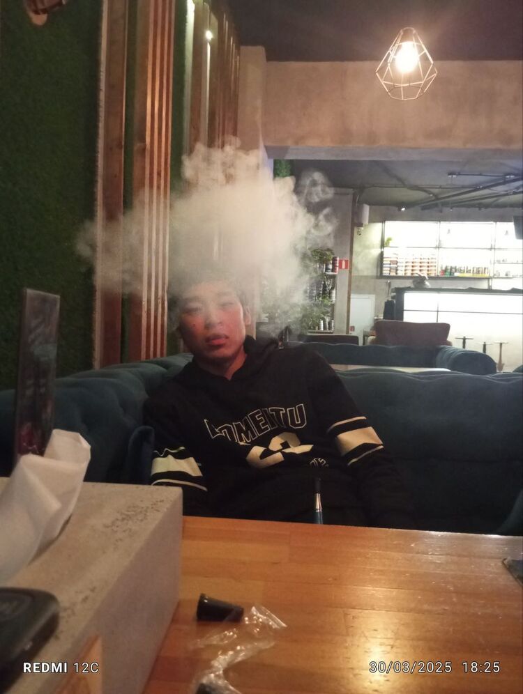  52833404  Axror, 23 ,    