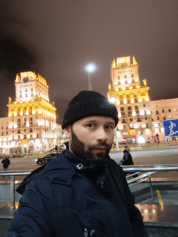  ,   Azat, 39 ,   ,   , c 