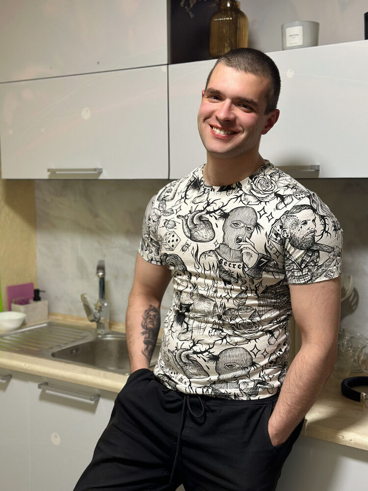  53678644  Igor, 30 ,    